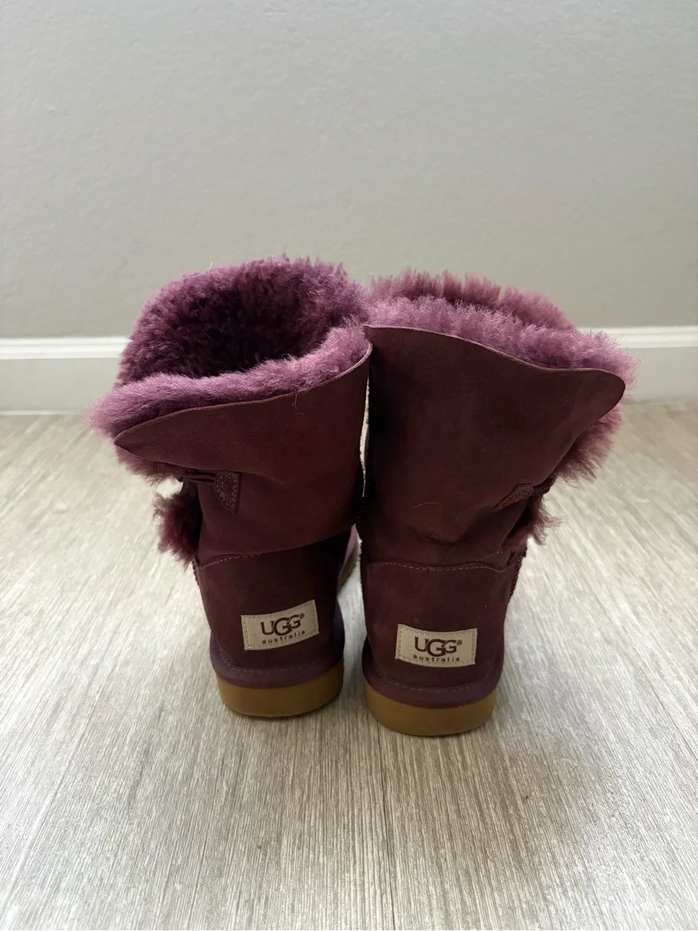 UGG Short Shearling Boots in Plum